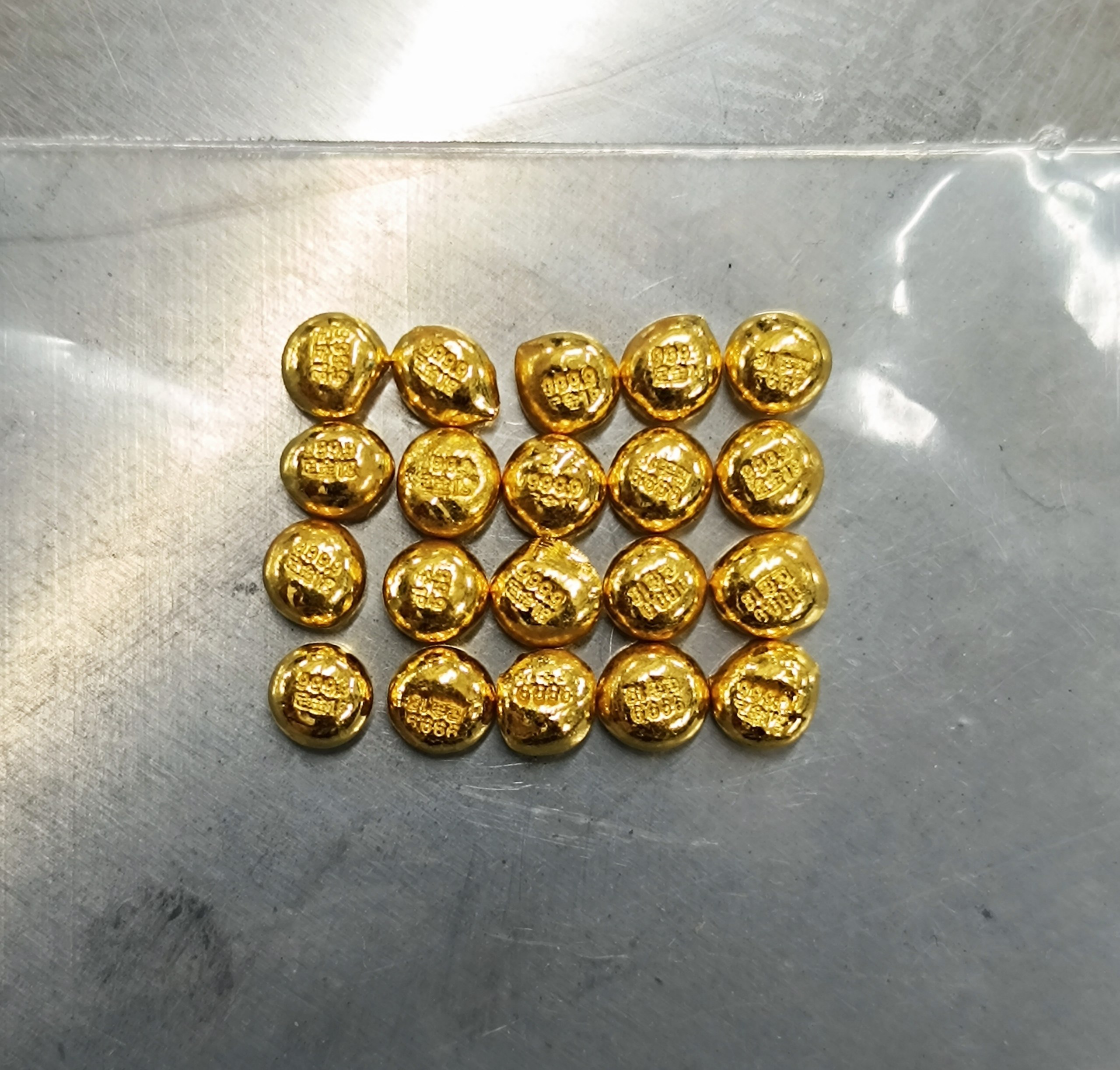 金粒